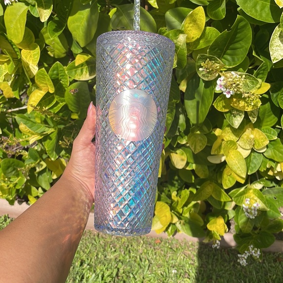 Limited edition Starbucks tumbler - Picture 2 of 4